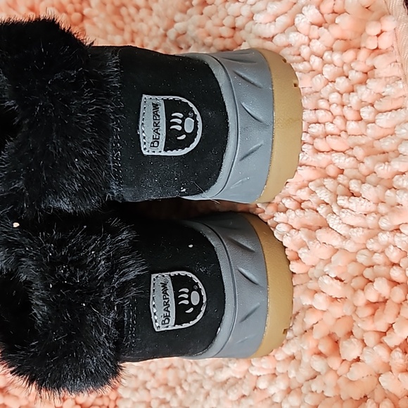 BearPaw Hiker/tennis  Size 7 - - Picture 2 of 4